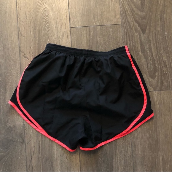 Nike track shorts - Picture 3 of 4